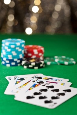 kaskus toto app showing live football betting and live-dealer blackjack options